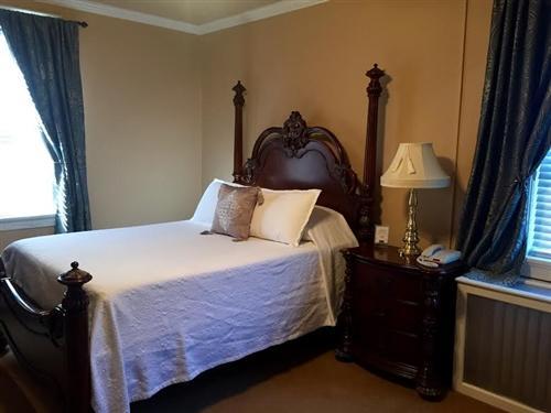 The Woodford Inn 베르사유 외부 사진